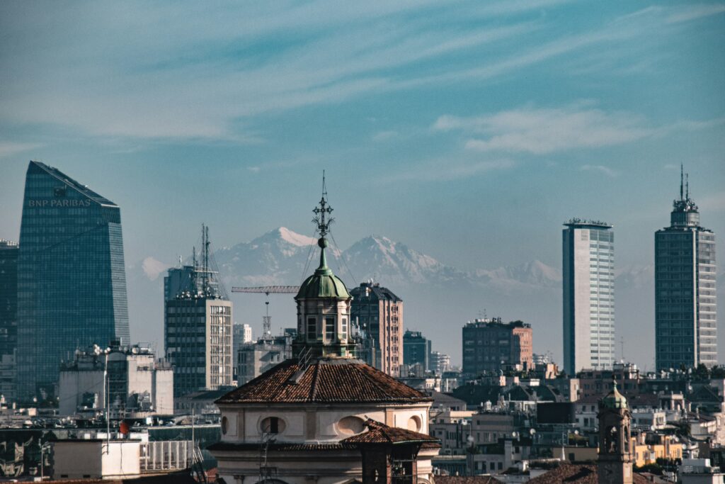 La automatización de los flujos de trabajo mediante IA puede ayudar a los profesionales del sector inmobiliario a seleccionar las propiedades ideales para su cartera y para sus clientes.